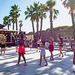 De Rêve Pour 8 Personnes à Oasis Village *