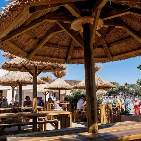 De Rêve Pour 8 Personnes à Oasis Village *